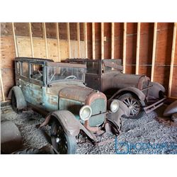 Chrysler  4 Dr Sedan