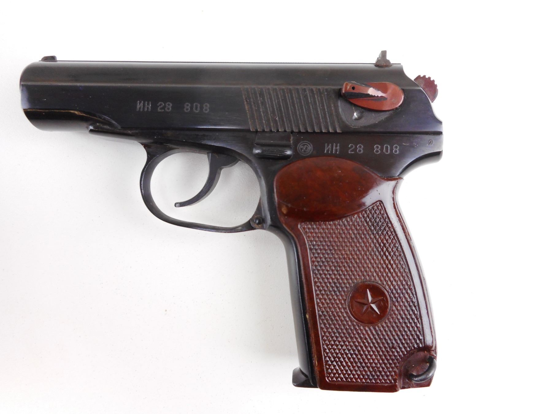 MAKAROV , MODEL PM , CALIBER 9X18MM