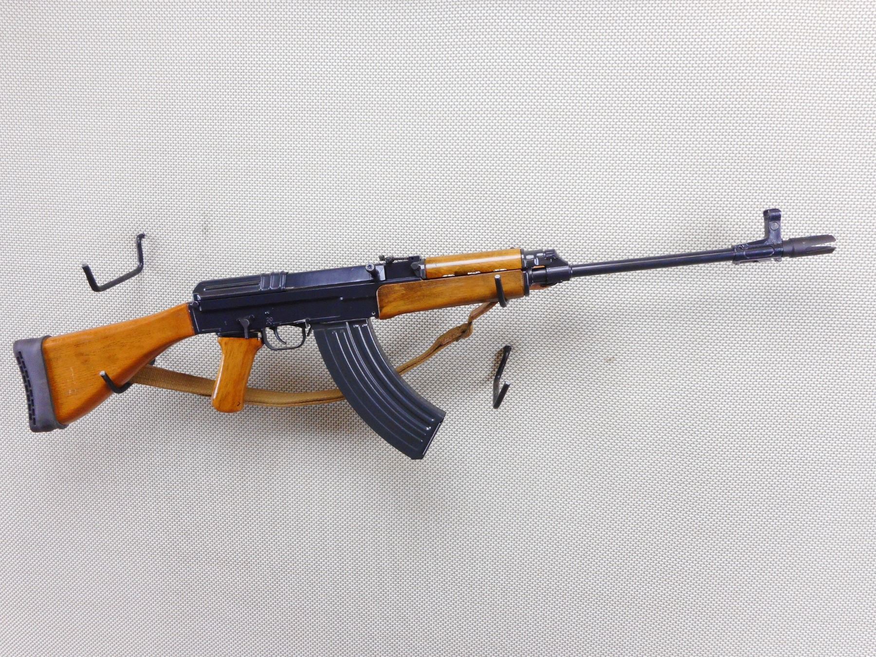 CZ 858 Tactical-2P view 3