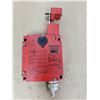 Image 2 : Yamatake LJS-E83127 Interlock Safety Switch