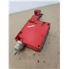 Image 3 : Yamatake LJS-E83127 Interlock Safety Switch