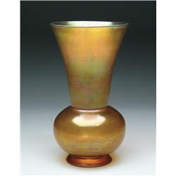 STEUBEN GOLD AURENE VASE