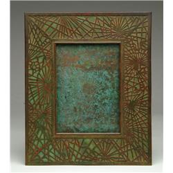 TIFFANY PINE NEEDLE FRAME