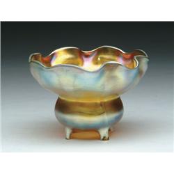 GOLD TIFFANY FOOTED VASE