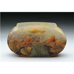 DAUM CAMEO VASE