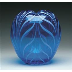 LARGE FENTON ROSE BOWL
