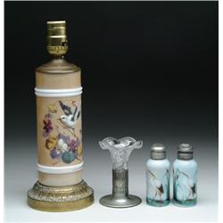 FOUR ART GLASS ITEMS