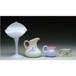 FOUR ART GLASS ITEMS