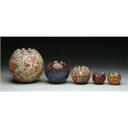 FIVE ART GLASS ROSE BOWLS