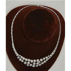 18KT DIAMOND NECKLACE