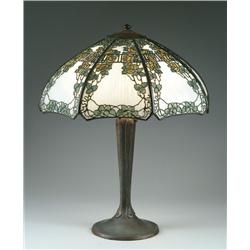 HANDEL METAL OVERLAY TABLE LAMP