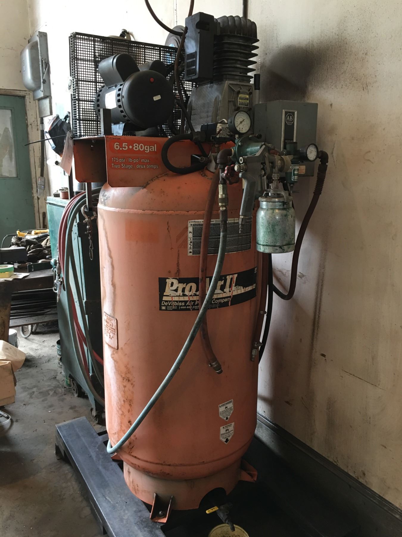 PRO AIR II 6.5-80GAL-175 PSI INDUSTRIAL AIR COMPRESSOR