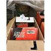 Image 1 : 1 BOX & 1 BUCKET OF ASSORTED ROLLER CHAIN