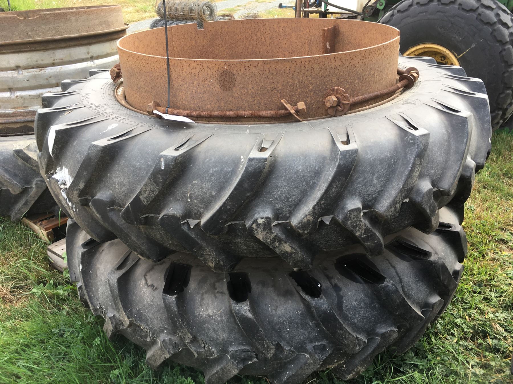 12 38 DUAL TRACTOR TIRE RIM Able Auctions 12-38-dual-tractor-tire-rim-able-auctions