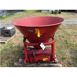 FERTILIZER SPREADER