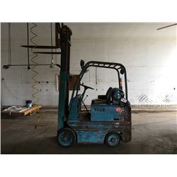 YALE 3000 LB FORKLIFT