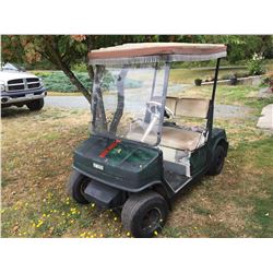 YAMAHA GAS POWERED GOLF CART