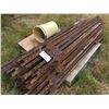 Image 1 : PALLET LOT OF STEEL FENCE POSTS WITH ATTACHMENT CLIPS