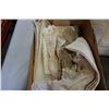 Image 2 : BOX OF VINTAGE AND ANTIQUE DOILIES AND LINENS