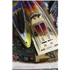 Image 2 : 2 RC BOATS W/ TRAXXAS CONTROLLER