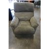 Image 1 : GREEN LAZY BOY RECLINER