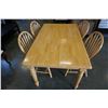 Image 1 : MAPLE DINING TABLE W/ 4 CHAIRS