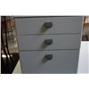 Image 2 : 3 DRAWER END TABLE ROLLING