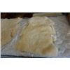 Image 2 : 2 VINTAGE SHEEP SKIN RUGS
