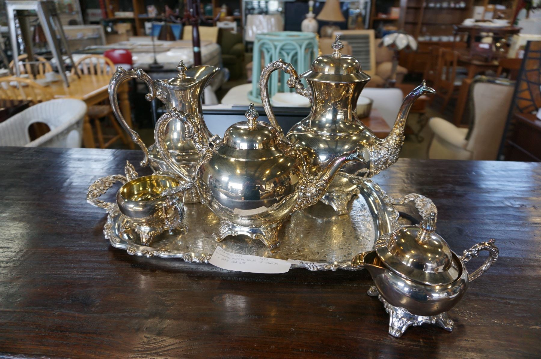 VINTAGE ROGERS MADE IN CANADA 7 PIECE TEA SET - Big Valley Auction
