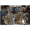 Image 2 : VINTAGE ROGERS MADE IN CANADA 7 PIECE TEA SET