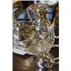 Image 4 : VINTAGE ROGERS MADE IN CANADA 7 PIECE TEA SET