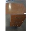 Image 2 : VINTAGE STUDENTS DESK