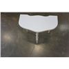 Image 2 : PAINTED WHITE END TABLE