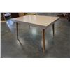Image 8 : 2 PIECE VINTAGE COFFEE TABLE SET
