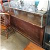 Image 1 : ANTIQUE SHOWCASE