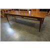 Image 2 : VINTAGE HEIRLOOM FURNITURE CANADA COFFEE TABLE AND END TABLE