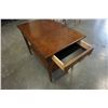 Image 8 : VINTAGE HEIRLOOM FURNITURE CANADA COFFEE TABLE AND END TABLE