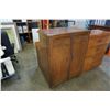 Image 2 : ANTIQUE 2 DOOR WARDROBE