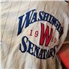 Image 2 : 1960 WASHINGTON SENATORS REVERSABLE JACKETS