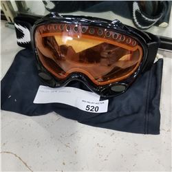 OAKLEY SNOW GOGGLES