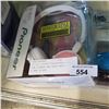 Image 2 : LOT OF 2 STEREO HEADPHONES - 1 PINK PIONEER AND BLUE ONTO - AS NEW IN BOX