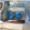 Image 3 : LOT OF 2 STEREO HEADPHONES - 1 PINK PIONEER AND BLUE ONTO - AS NEW IN BOX