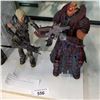 Image 2 : 4 COLLECTIBLE FIGURES ON WOOD BOARD