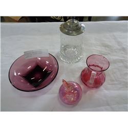 3 VINTAGE AMETHYST GLASS PIECES AND ETCHED LIDDED CONTAINER
