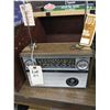 Image 1 : Radio