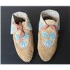 Image 1 : Plains Beaded Moccasins