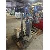 Image 1 : Small Drill Press