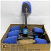 Image 1 : BOX OF DELUXE BODY BRUSHES
