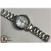 Image 2 : BULOVA DIAMOND MOTHER OF PEARL FACE WATCH