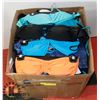 Image 1 : BOX OF WOMENS BIKINI TOPS AND BOTTOMS